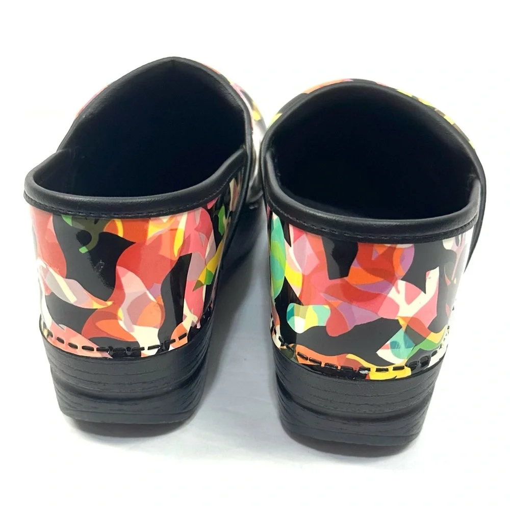 Dansko‎ Fusion Patent Clog Sz 8.5 - Picture 3 of 5